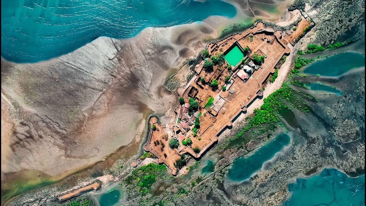 Kolaba Fort