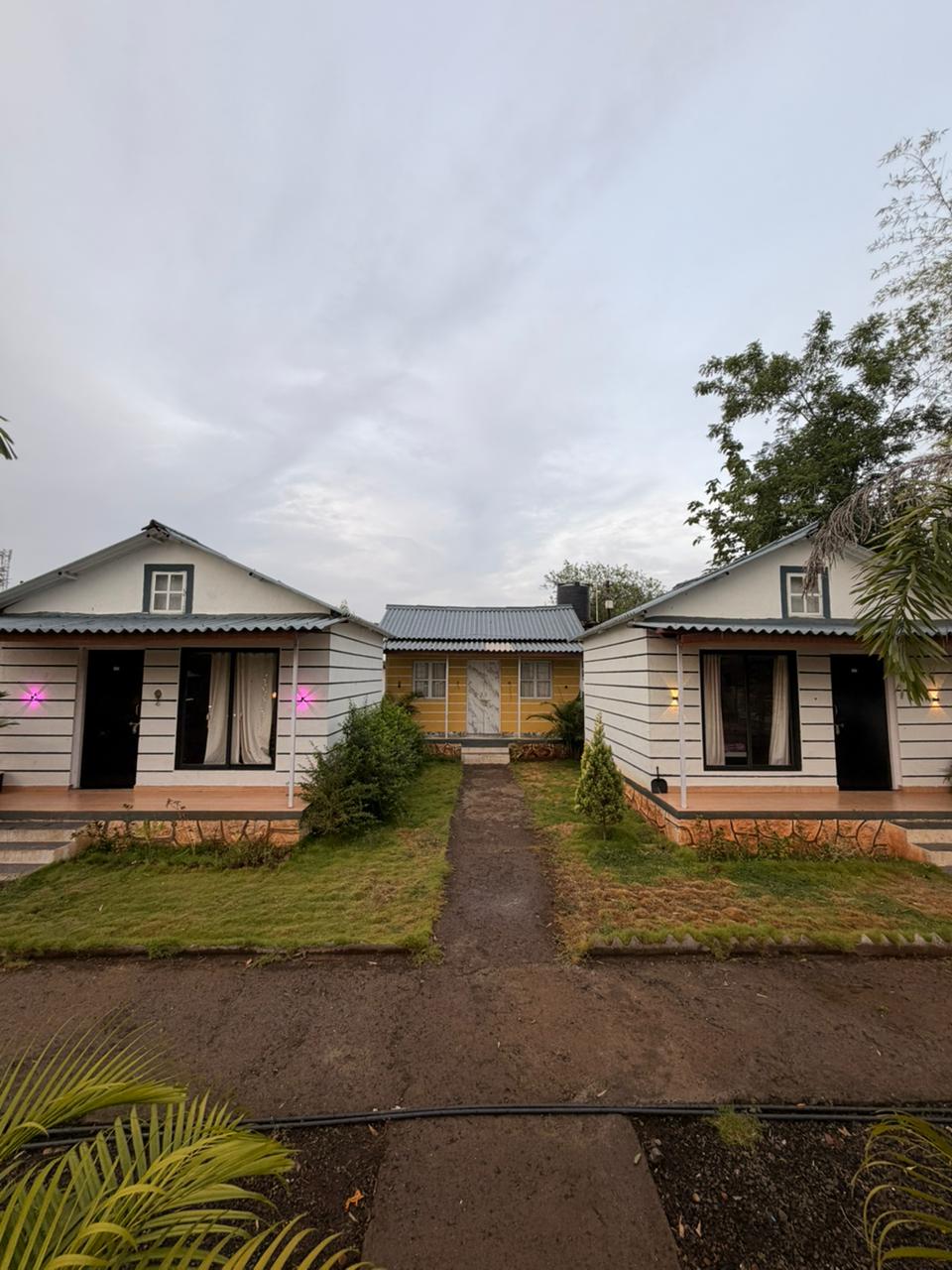 Om Farm & Resort, Karjat, Maharashtra