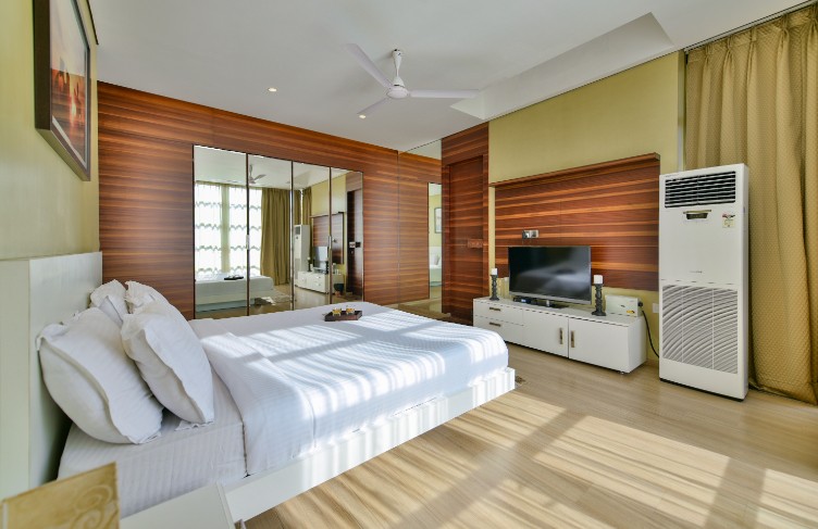 Seis V4, North Goa, Goa